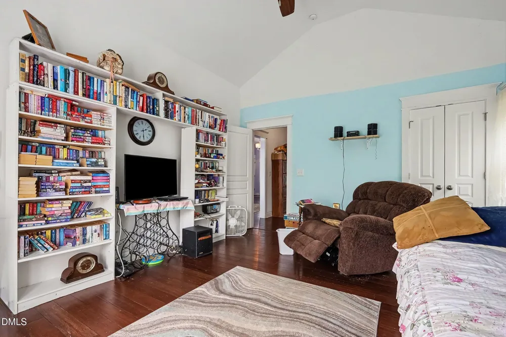 9187 Cornwall Road Oxford, NC 27565