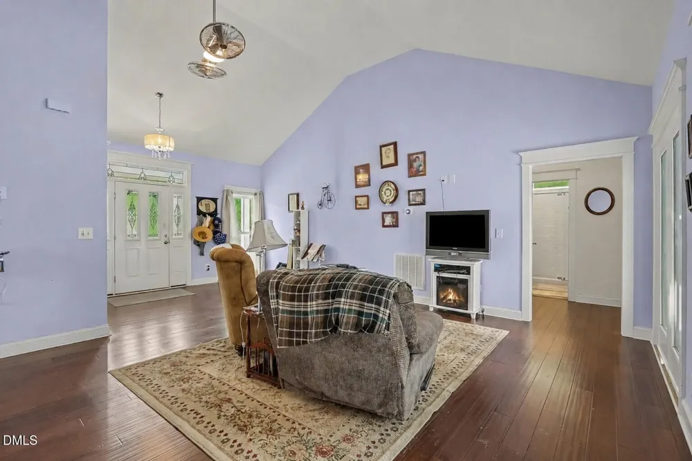 9187 Cornwall Road Oxford, NC 27565