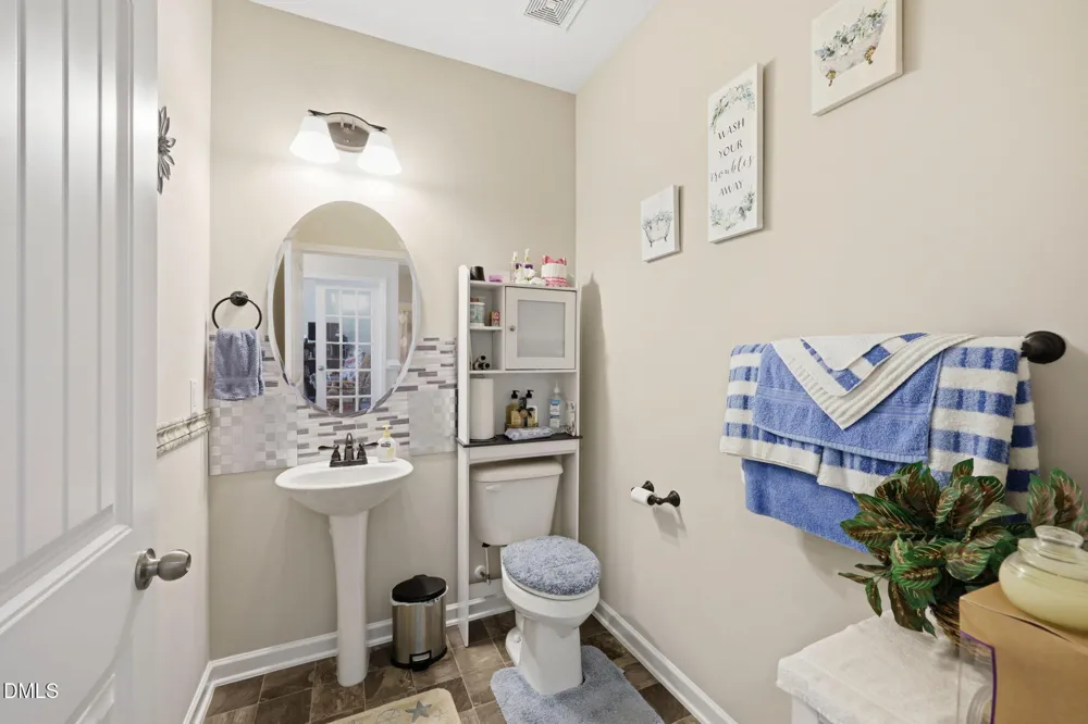 213 Fenella Drive Four Oaks, NC 27524