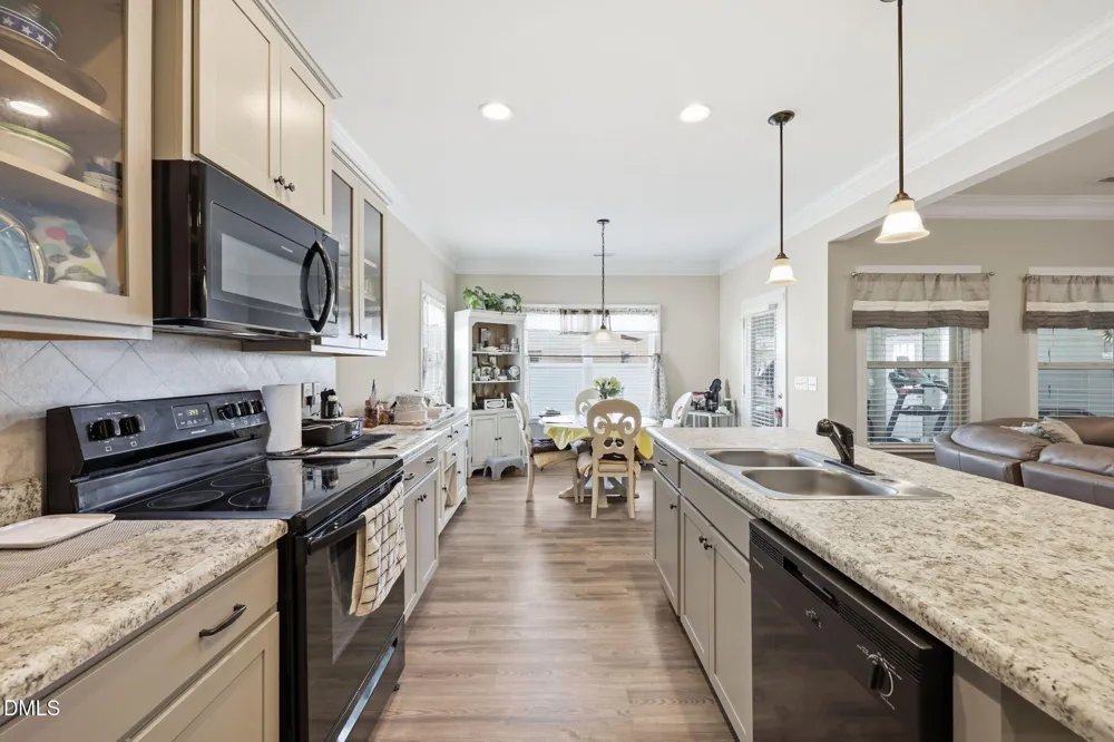 213 Fenella Drive Four Oaks, NC 27524