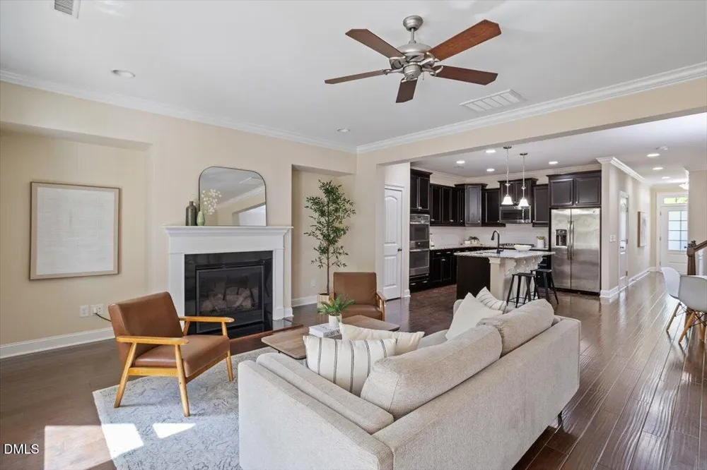 636 Chronicle Drive Cary, NC 27513