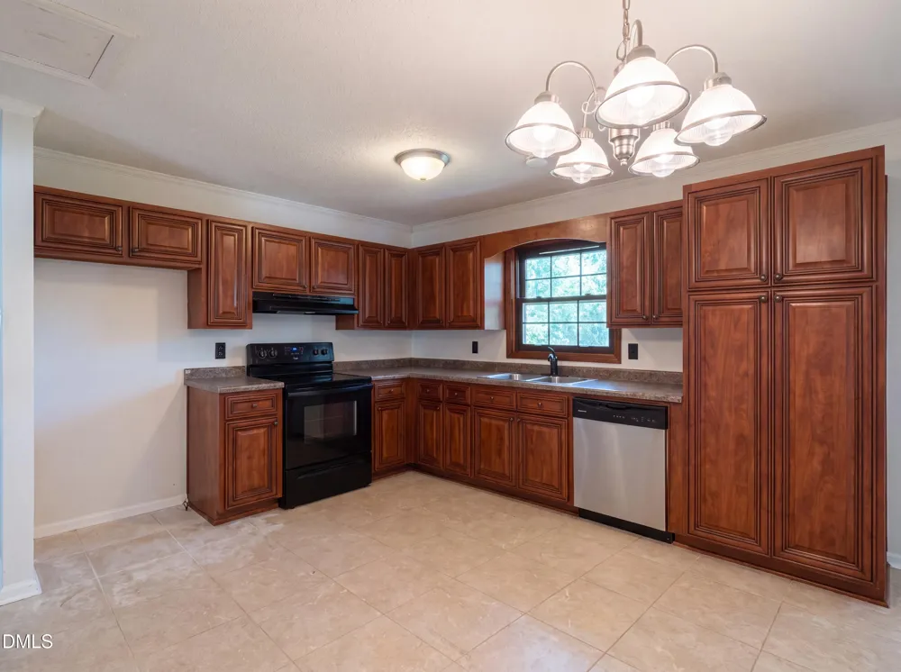 2560 Mangum Avenue Creedmoor, NC 27522