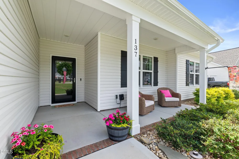 137 Shadybrook Drive Benson, NC 27504