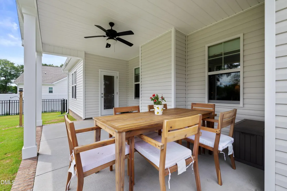 137 Shadybrook Drive Benson, NC 27504
