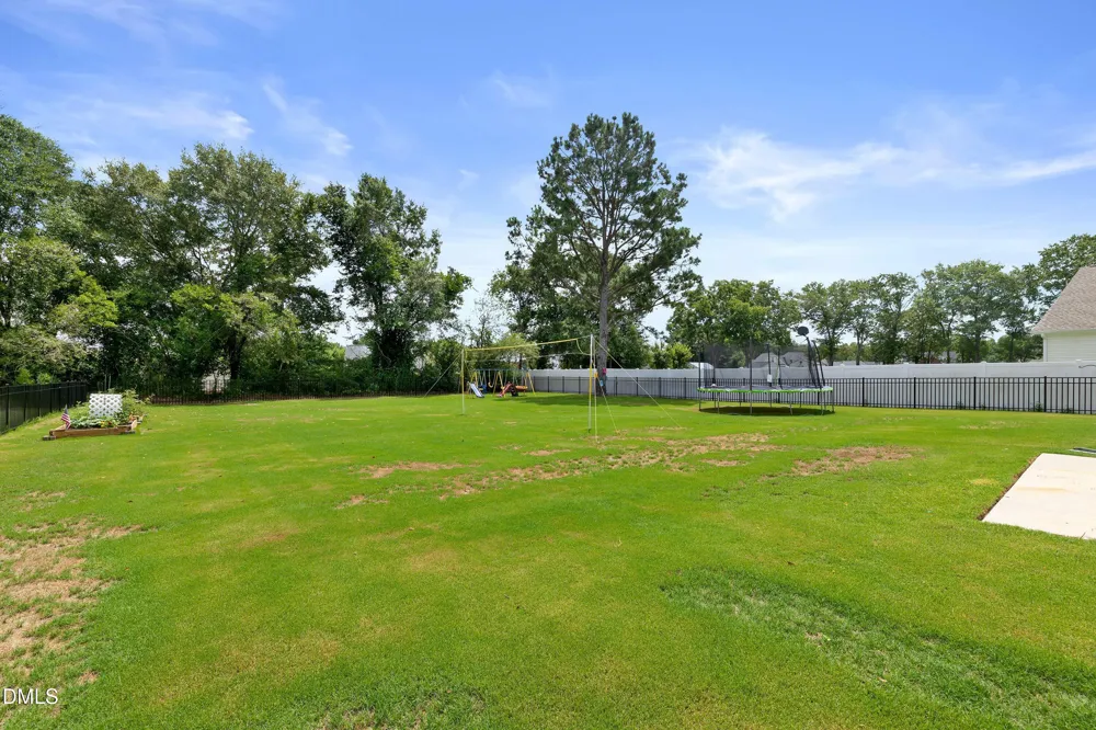 137 Shadybrook Drive Benson, NC 27504