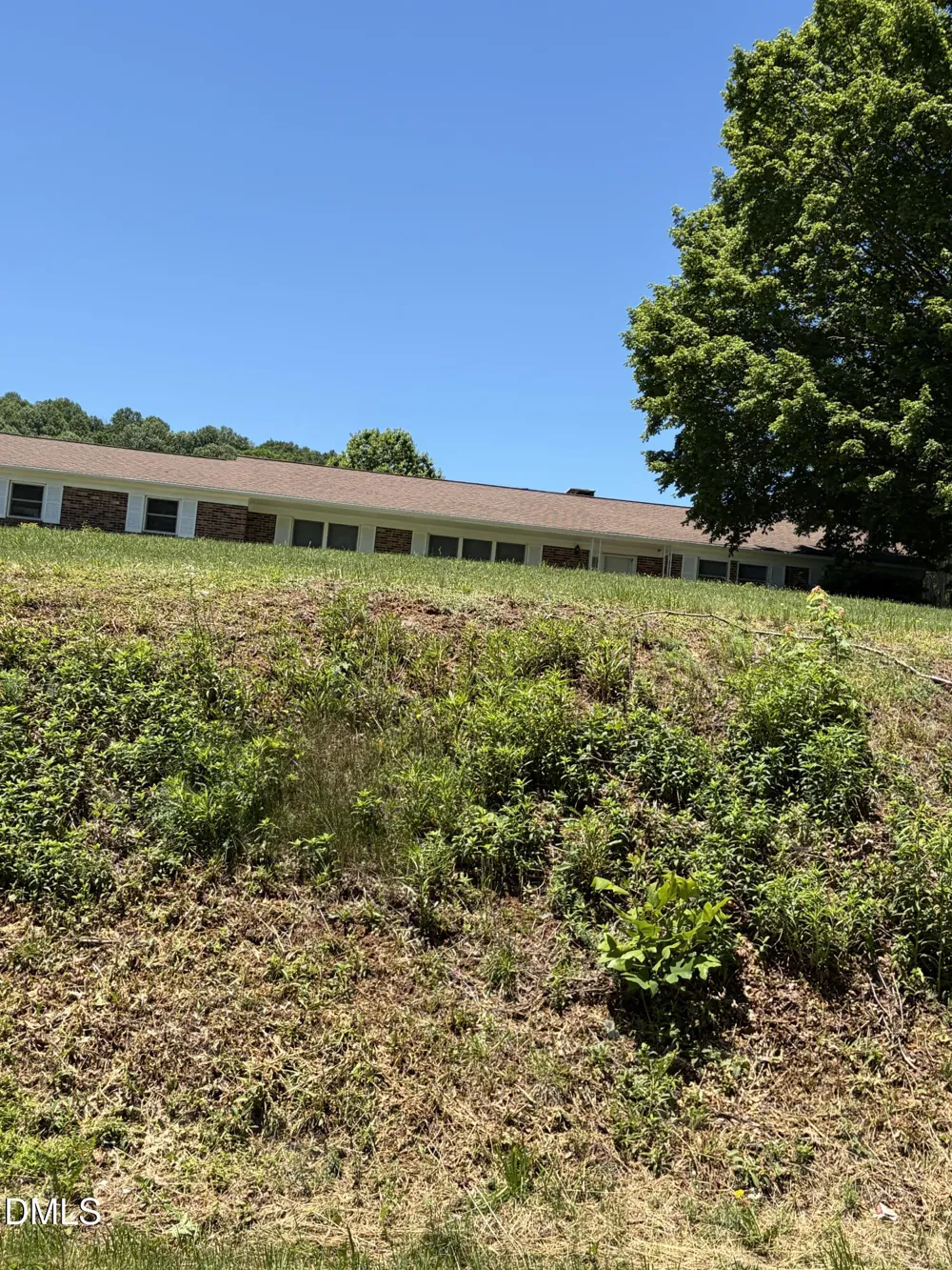 2956 Nc-18 Sparta, NC 28675