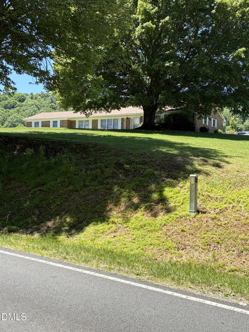 2956 Nc-18 Sparta, NC 28675