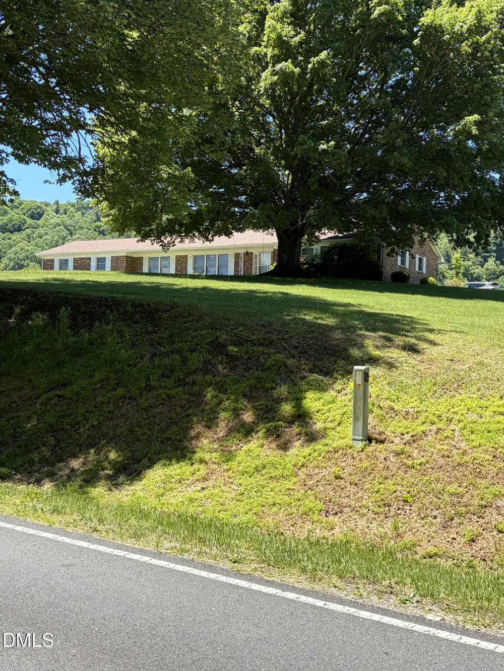 2956 Nc-18 Sparta, NC 28675