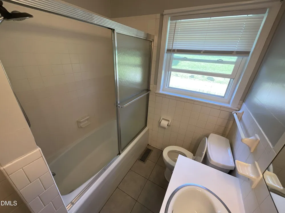 2956 Nc-18 Sparta, NC 28675