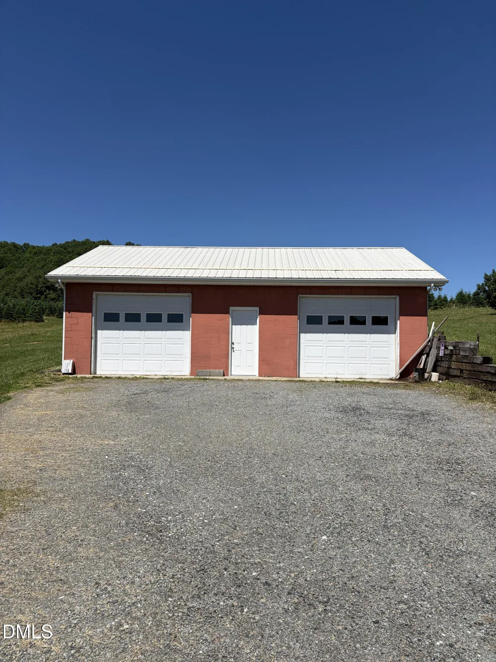 2956 Nc-18 Sparta, NC 28675
