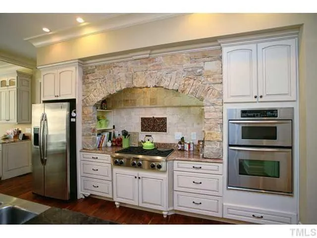 64 Mountain Laurel Chapel Hill, NC 27517