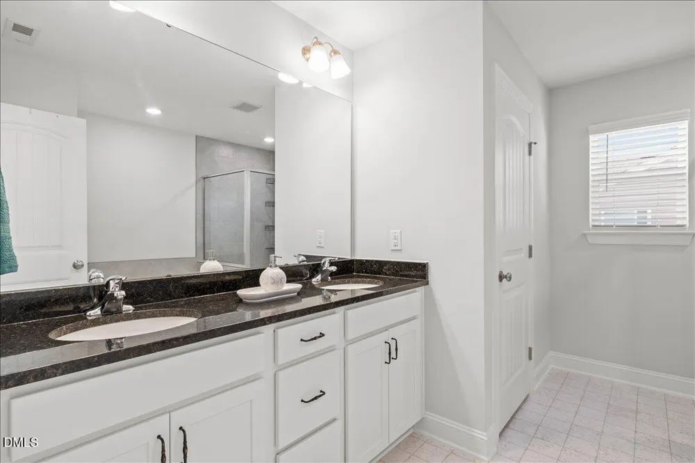 118 Franklin Farm Lane Benson, NC 27504