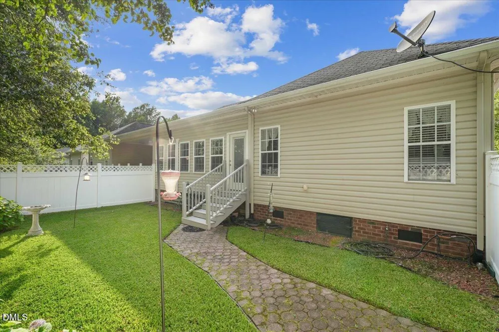 208 Commonsgate Drive Goldsboro, NC 27530