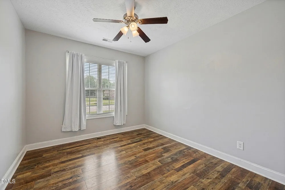 10417 Carsons Creek Drive Zebulon, NC 27597