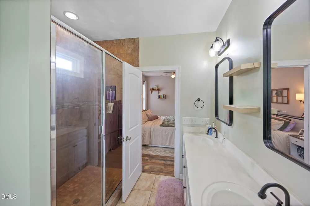 10417 Carsons Creek Drive Zebulon, NC 27597