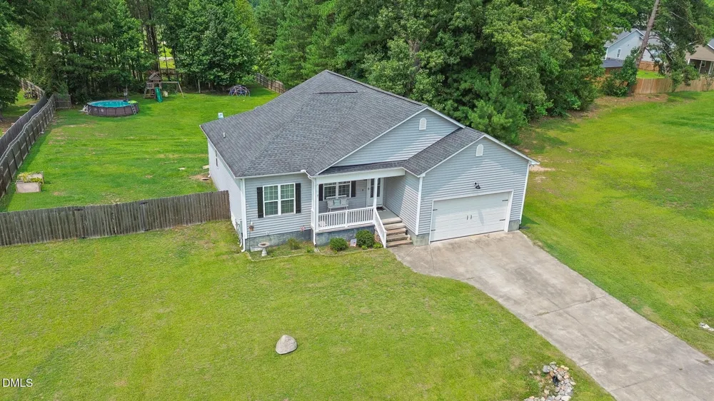 10417 Carsons Creek Drive Zebulon, NC 27597