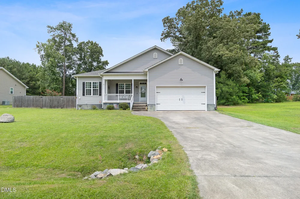 10417 Carsons Creek Drive Zebulon, NC 27597