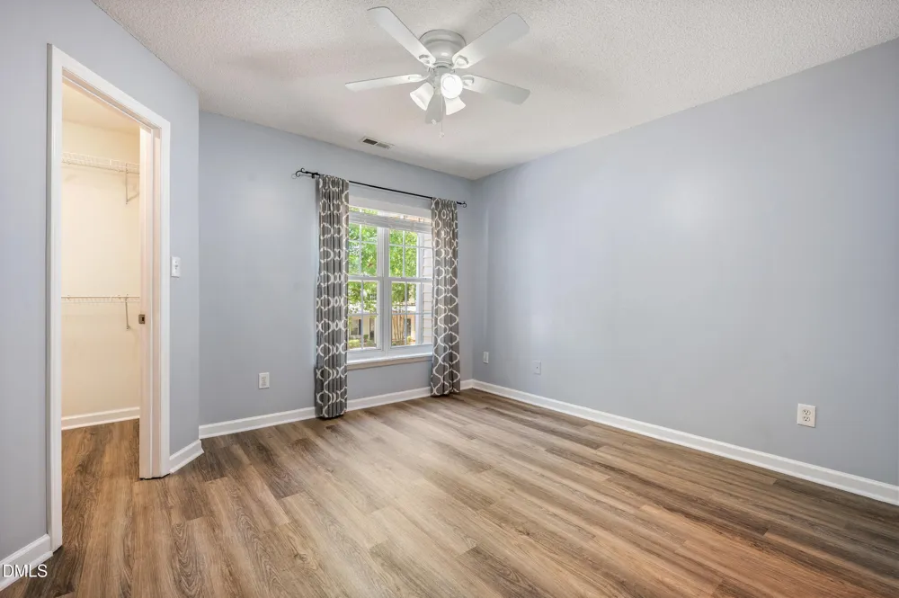 329 Commons Drive Holly Springs, NC 27540