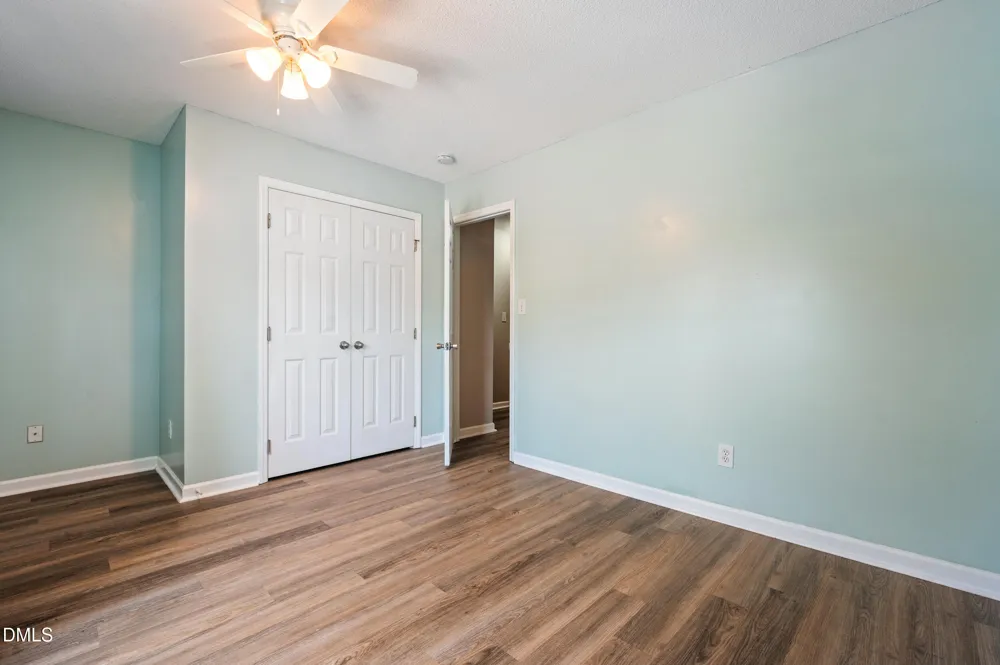 329 Commons Drive Holly Springs, NC 27540