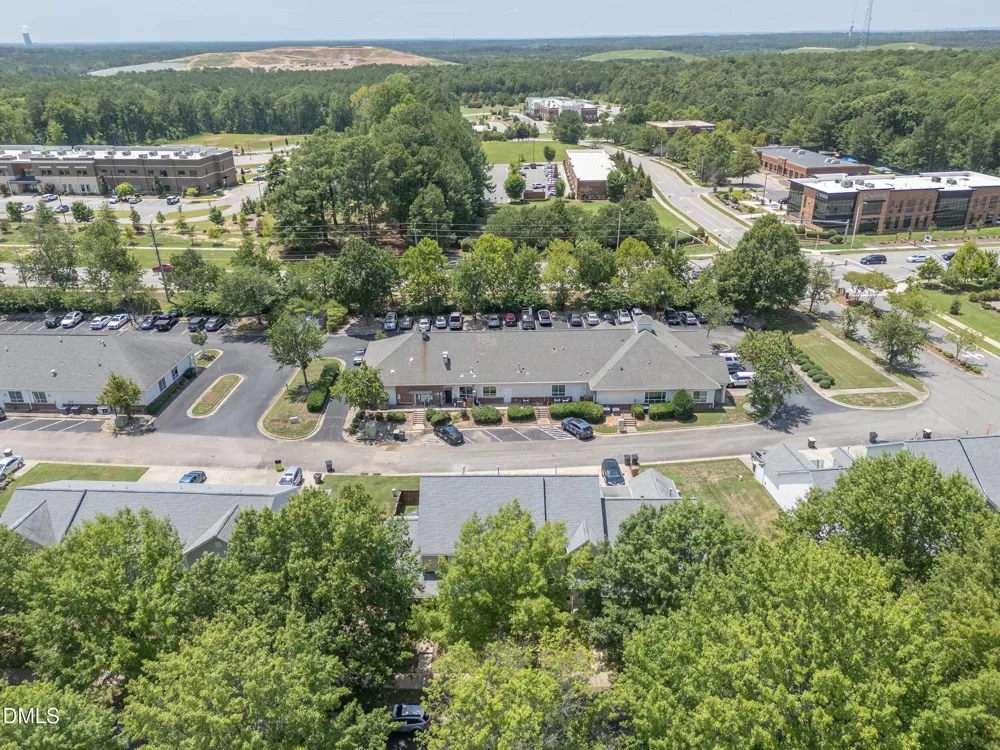 329 Commons Drive Holly Springs, NC 27540