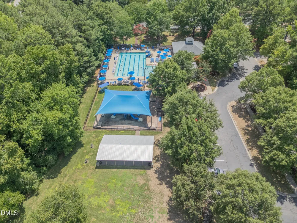 329 Commons Drive Holly Springs, NC 27540