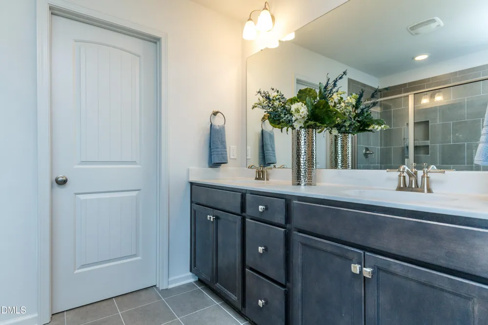 185 Ember Street Zebulon, NC 27597