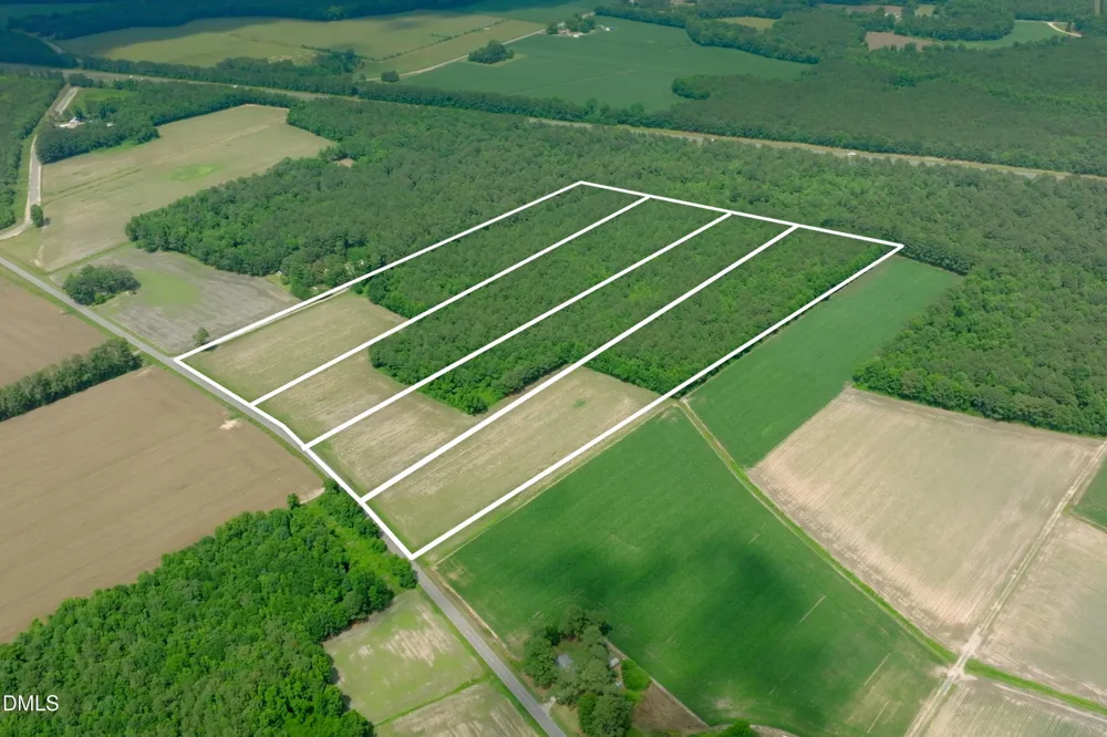 3 Bowden Road Turkey, NC 28393