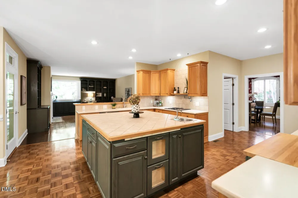 862 Hatfield Pittsboro, NC 27312