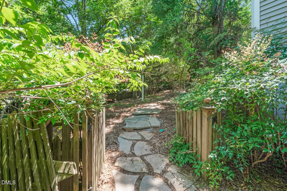 862 Hatfield Pittsboro, NC 27312