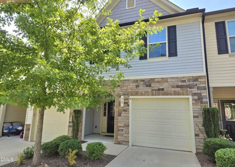 72 E Grove Point Drive