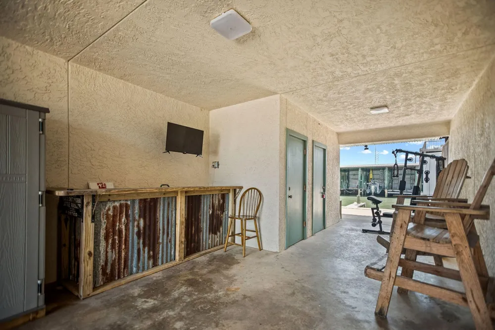 434 15th #16 Port O Connor, TX 77982