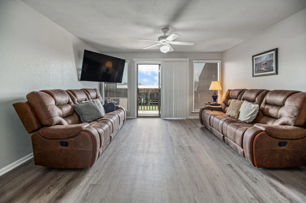 434 15th #16 Port O Connor, TX 77982
