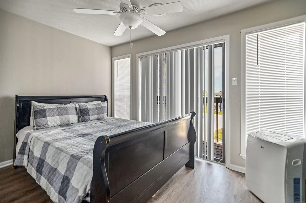 434 15th #16 Port O Connor, TX 77982