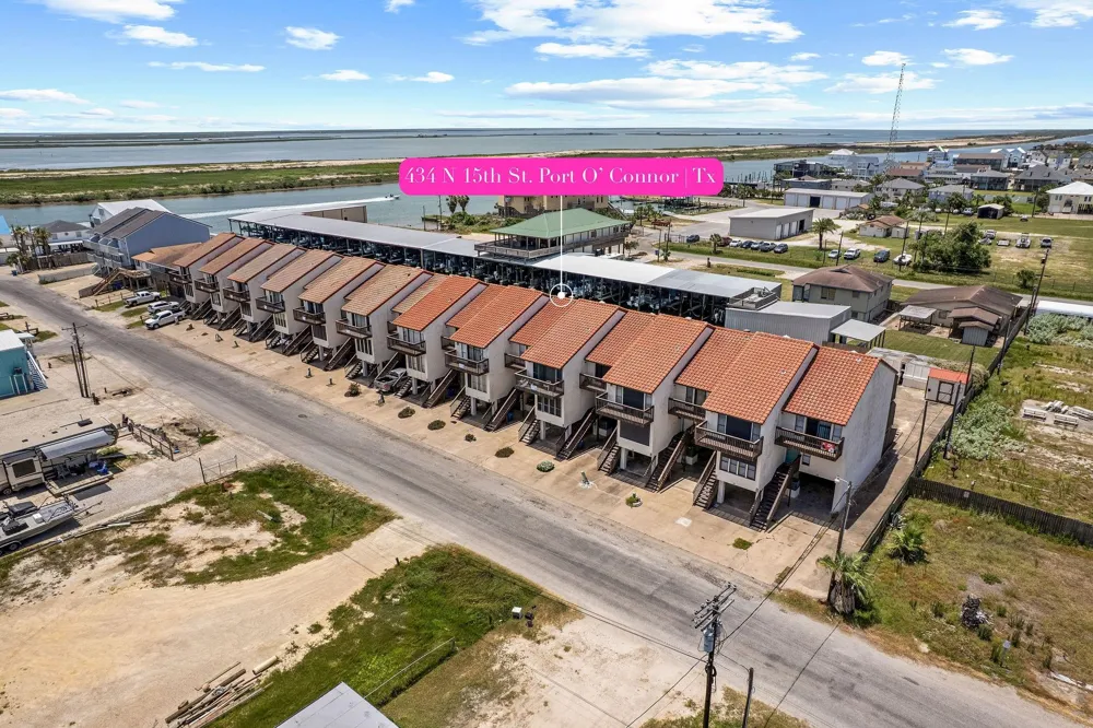 434 15th #16 Port O Connor, TX 77982