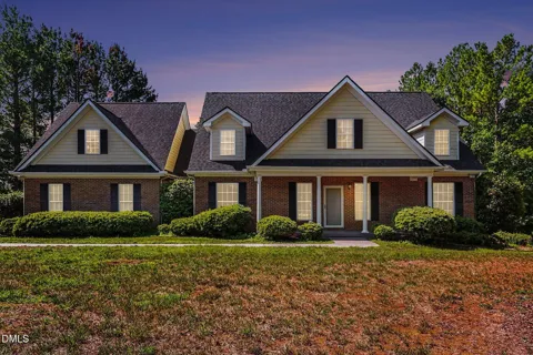 606 Old Chestnut Crossing