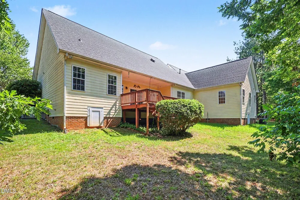 606 Old Chestnut Crossing Moncure, NC 27559