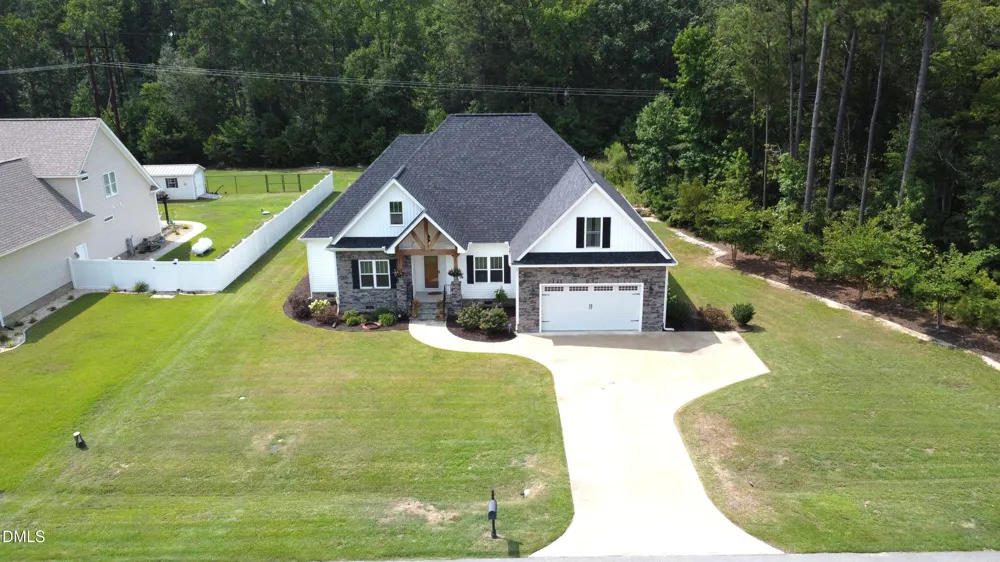 305 Summerfield Drive Pikeville, NC 27863
