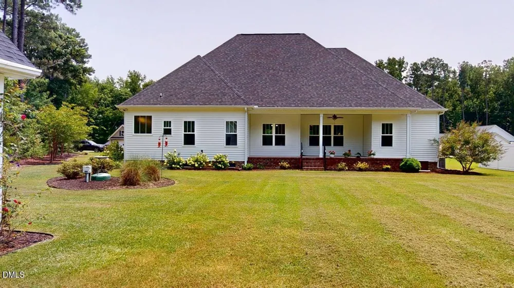 305 Summerfield Drive Pikeville, NC 27863
