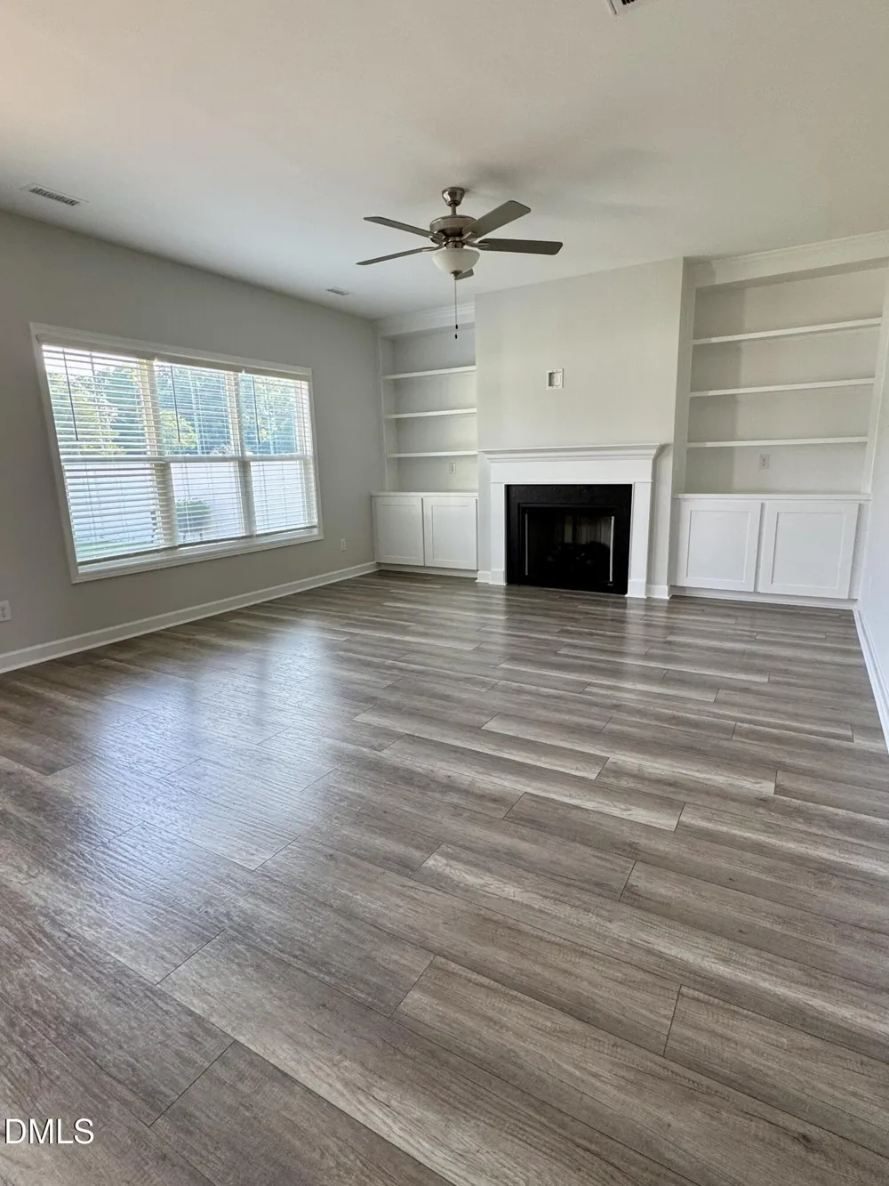 20 E Sand Luggs Court Angier, NC 27501
