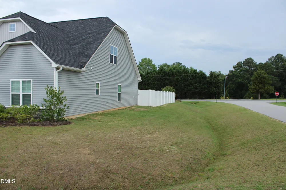 20 E Sand Luggs Court Angier, NC 27501