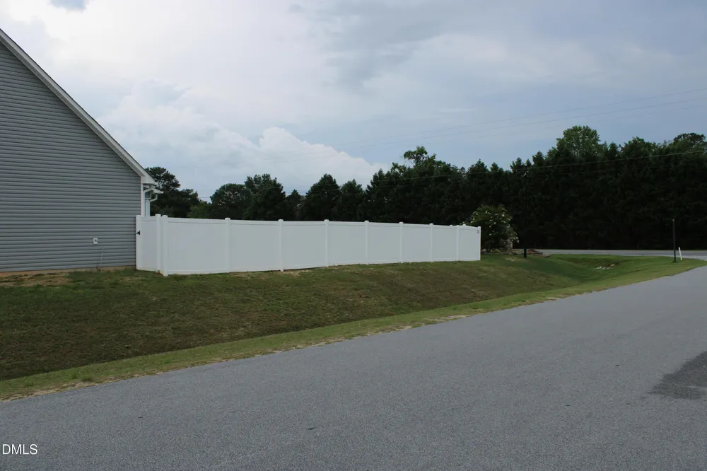 20 E Sand Luggs Court Angier, NC 27501