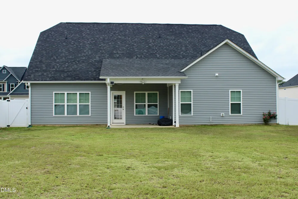20 E Sand Luggs Court Angier, NC 27501
