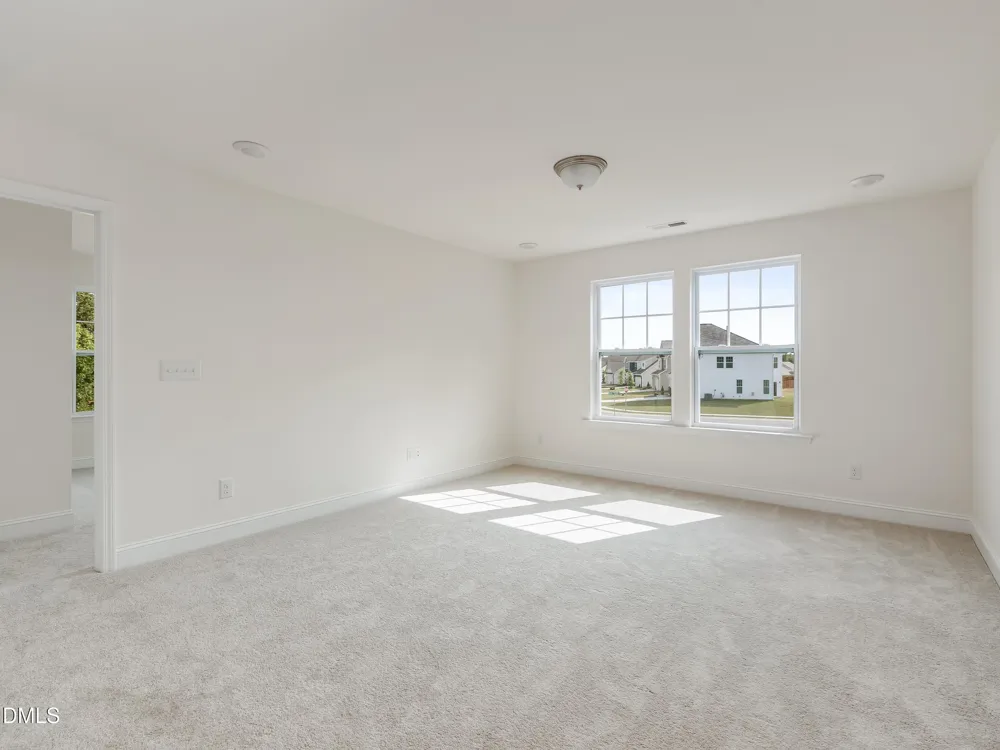 548 Hipwood Drive Zebulon, NC 27597