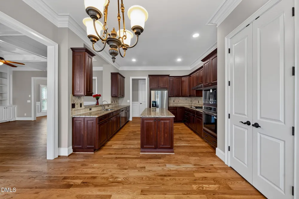 1013 Chessridge Way Morrisville, NC 27560