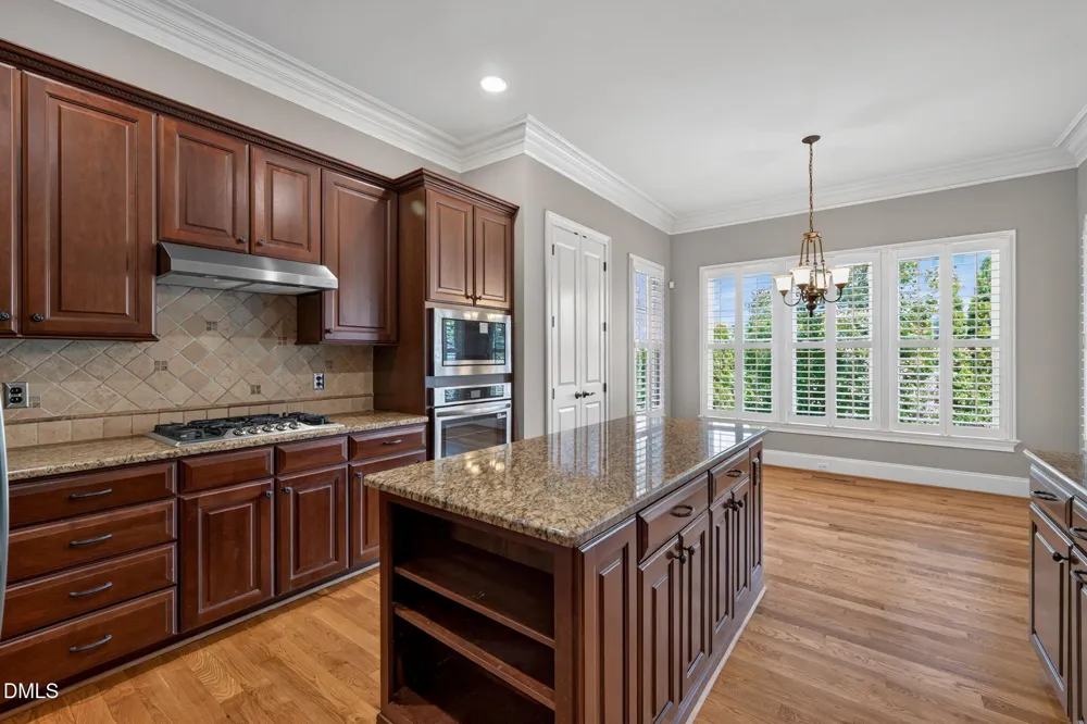 1013 Chessridge Way Morrisville, NC 27560