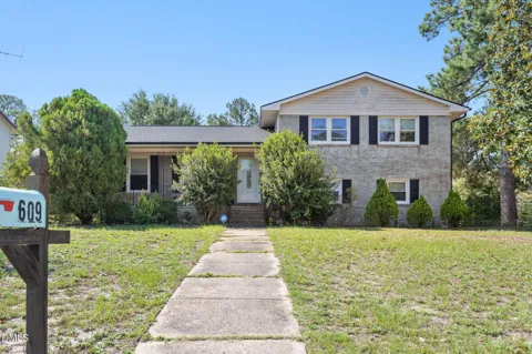 609 Francis Court