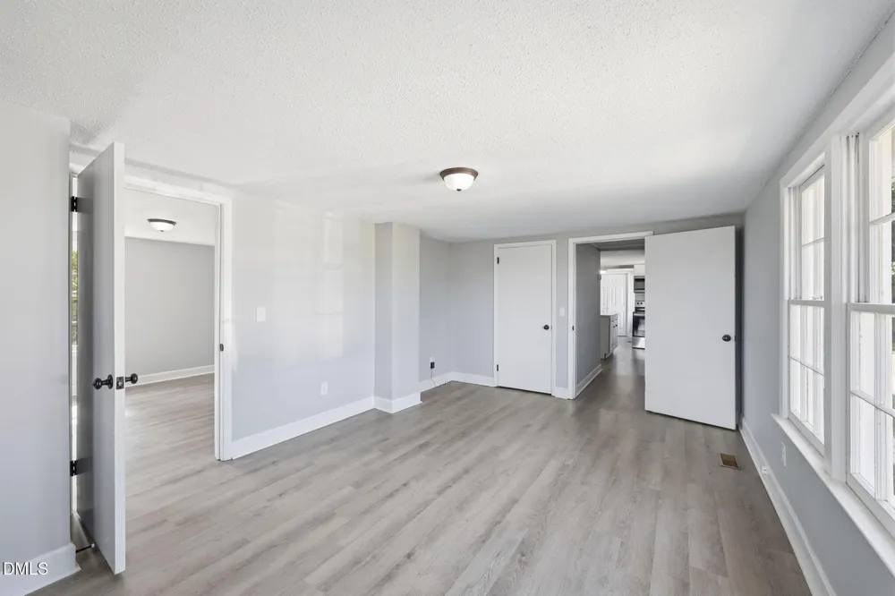 895 Stewart Road Four Oaks, NC 27524