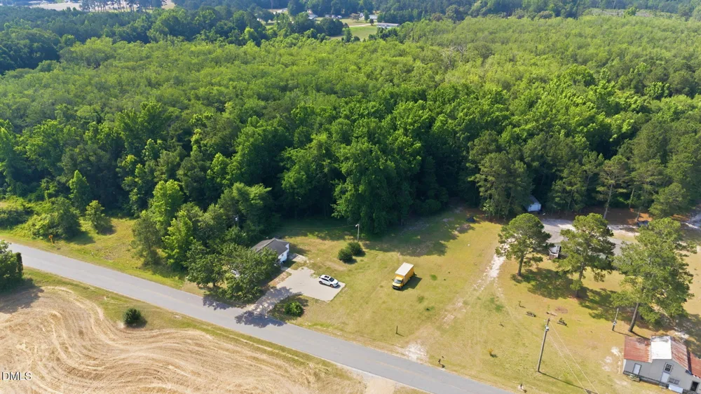 895 Stewart Road Four Oaks, NC 27524