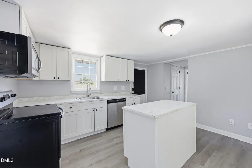 895 Stewart Road Four Oaks, NC 27524