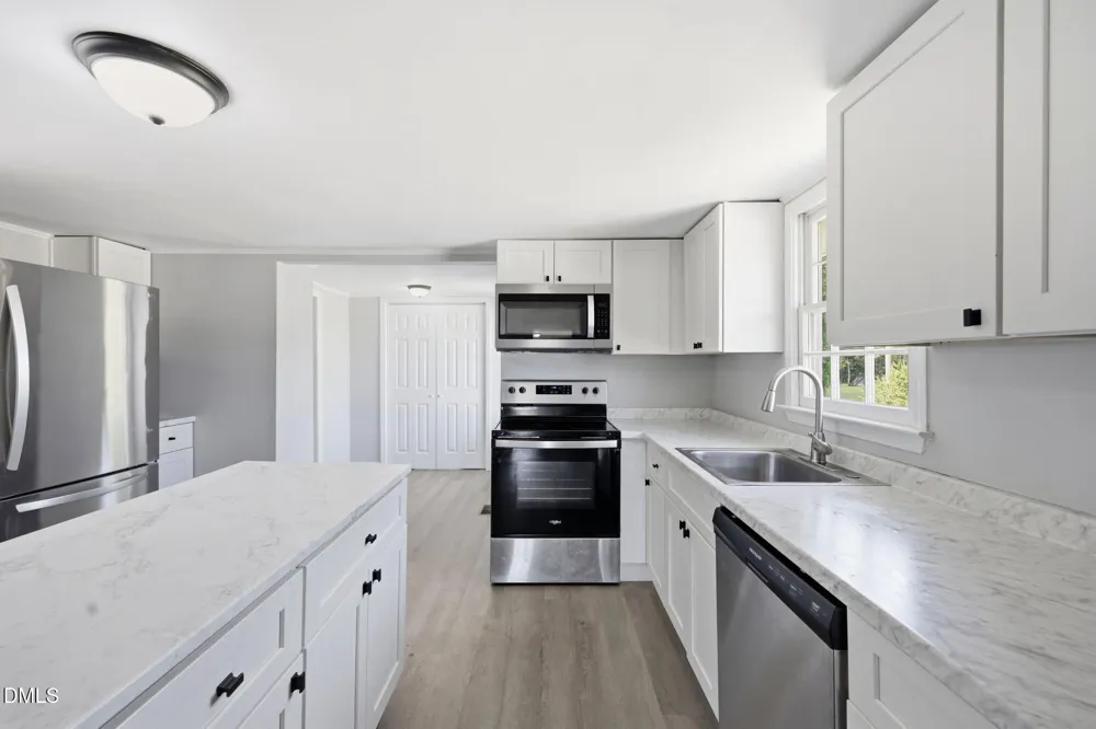 895 Stewart Road Four Oaks, NC 27524